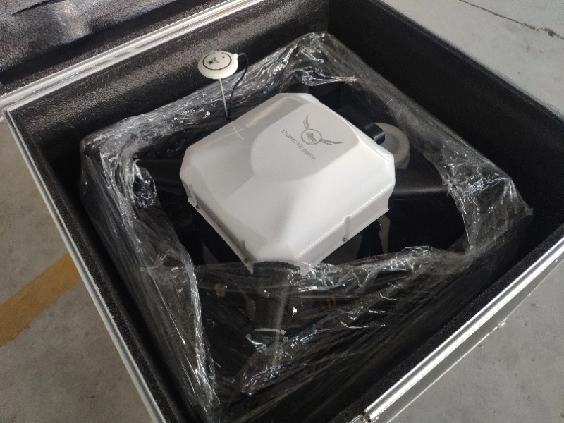 Mavi Karbon Fiber Drone Çerçeve 1648mm Rack Tekerlek tabanı 17L Hap Kapasitesi 5