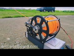 Sertifikalı Gri Drone İstasyonu GPS konumlandırması ve üç ayaklı veya direğe monte edilmiş 5 kg yararlı yük kapasitesi ile